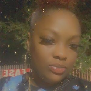 Meet your Posher, Taresha